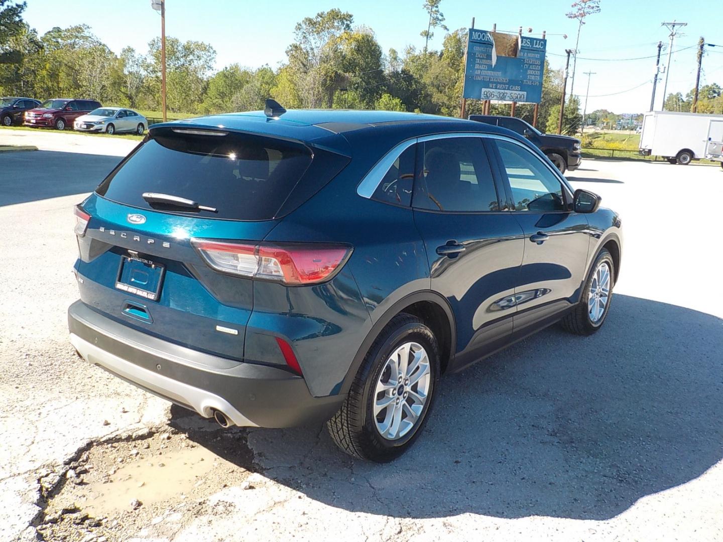 2020 Green Ford Escape (1FMCU0G69LU) with an 3 cyl engine, Automatic transmission, located at 1617 W Church Street, Livingston, TX, 77351, (936) 327-3600, 30.710995, -94.951157 - Love these!! Great economy in a comfortable ride! - Photo#6